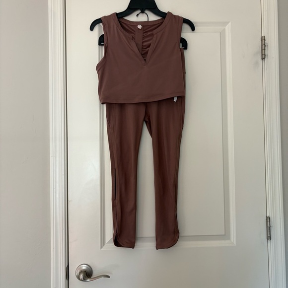 free people movement Pants - Free People Movement Women’s Brown Chic Sleeveless Tank & Leggings Co-Ord Set